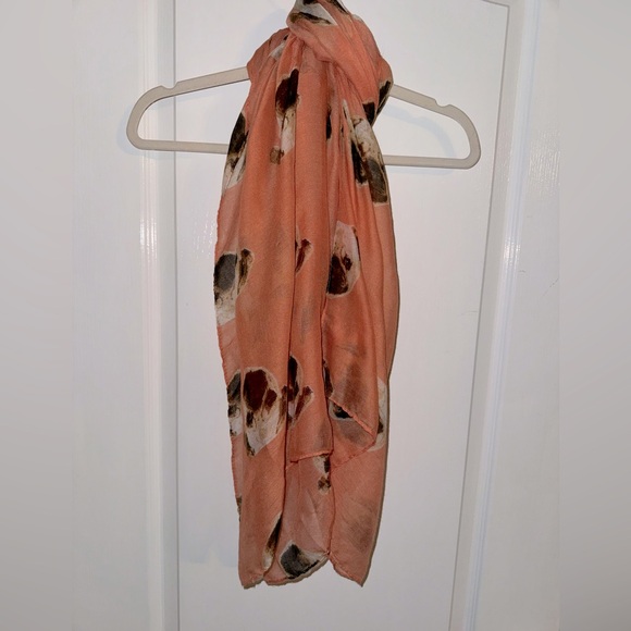 Pug Scarf 34" x 69" - Picture 6 of 7